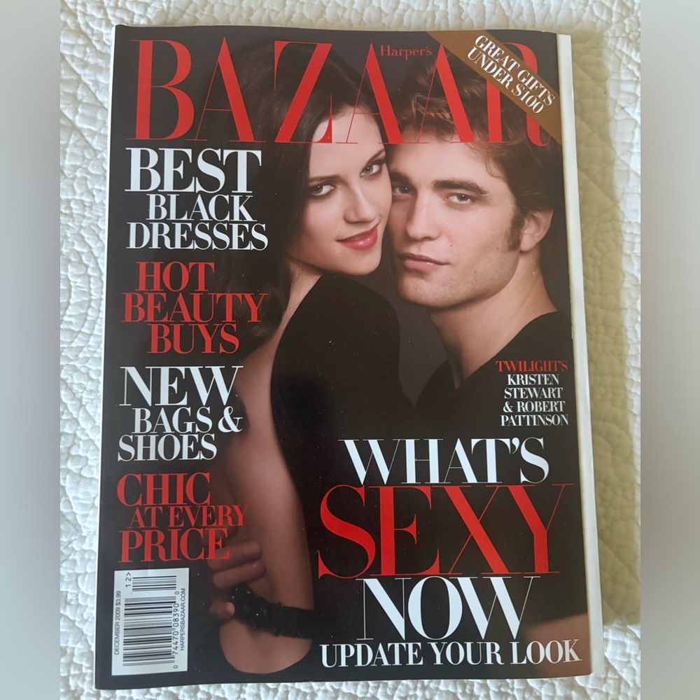 Twilight Magazine Collection - Picture 3 of 5